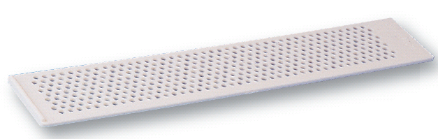 Plaque injectée 360x70x4mm diam 5mm