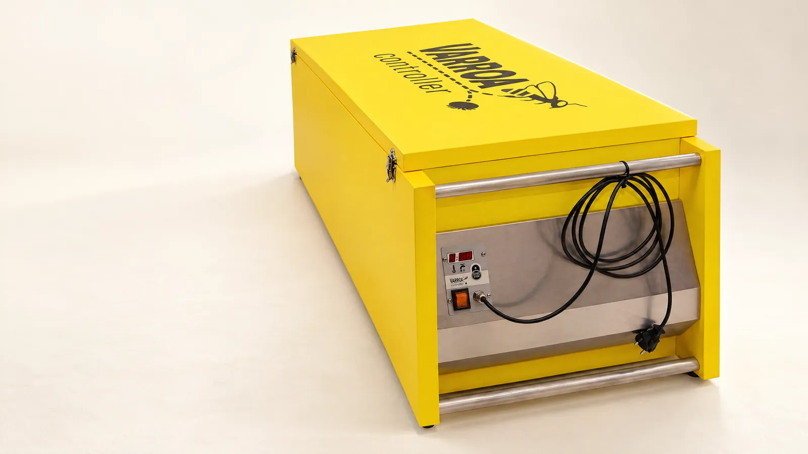 Le Varroa Controller XL fermé, vu en contre-plongée